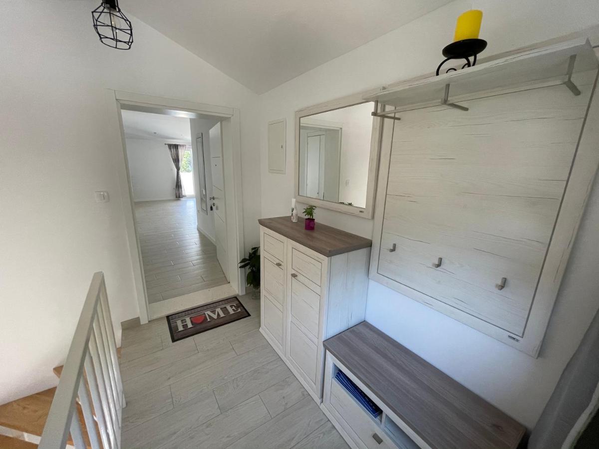 Apartman Mili Baška Voda Εξωτερικό φωτογραφία