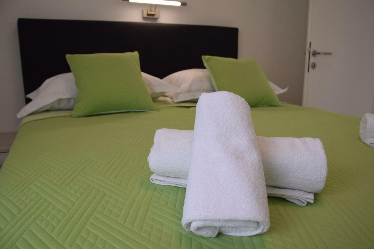Apartman Mili Baška Voda Εξωτερικό φωτογραφία